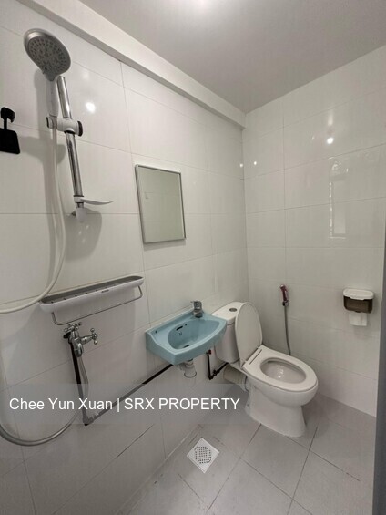 Sims Avenue (D14), Apartment #561525911